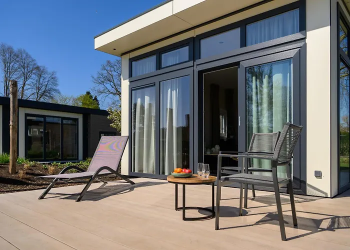 Modernes New Port 067 Mitten Im Gruenen Mit Eigener Terrasse Am Wasser Nr 67 Appartement *