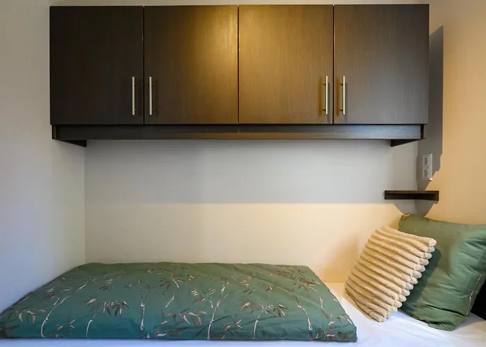 Appartement Modernes New Port 067 Mitten Im Gruenen Mit Eigener Terrasse Am Wasser Nr 67 *