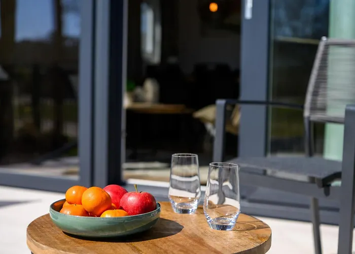 Modernes New Port 067 Mitten Im Gruenen Mit Eigener Terrasse Am Wasser Nr 67 Appartement Bruggen (Viersen)