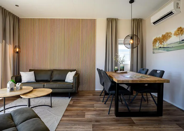 Modernes New Port 067 Mitten Im Gruenen Mit Eigener Terrasse Am Wasser Nr 67 Appartement