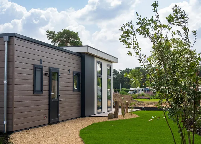 Appartement Modernes New Port 067 Mitten Im Gruenen Mit Eigener Terrasse Am Wasser Nr 67 *